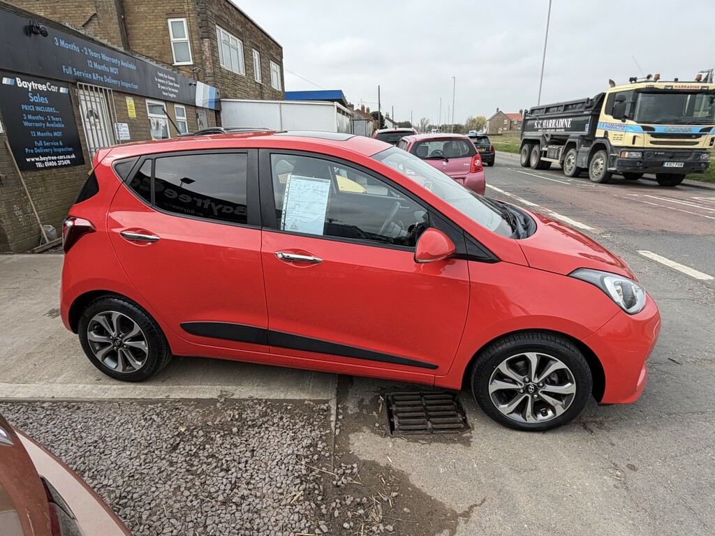 Hyundai I10 Hatchback 1.2 I10 Prem Se 1.2 At My19 2018 Red #5