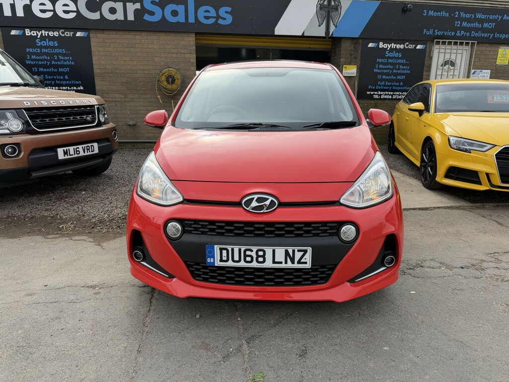 Hyundai I10 Hatchback 1.2 I10 Prem Se 1.2 At My19 2018 Red #2