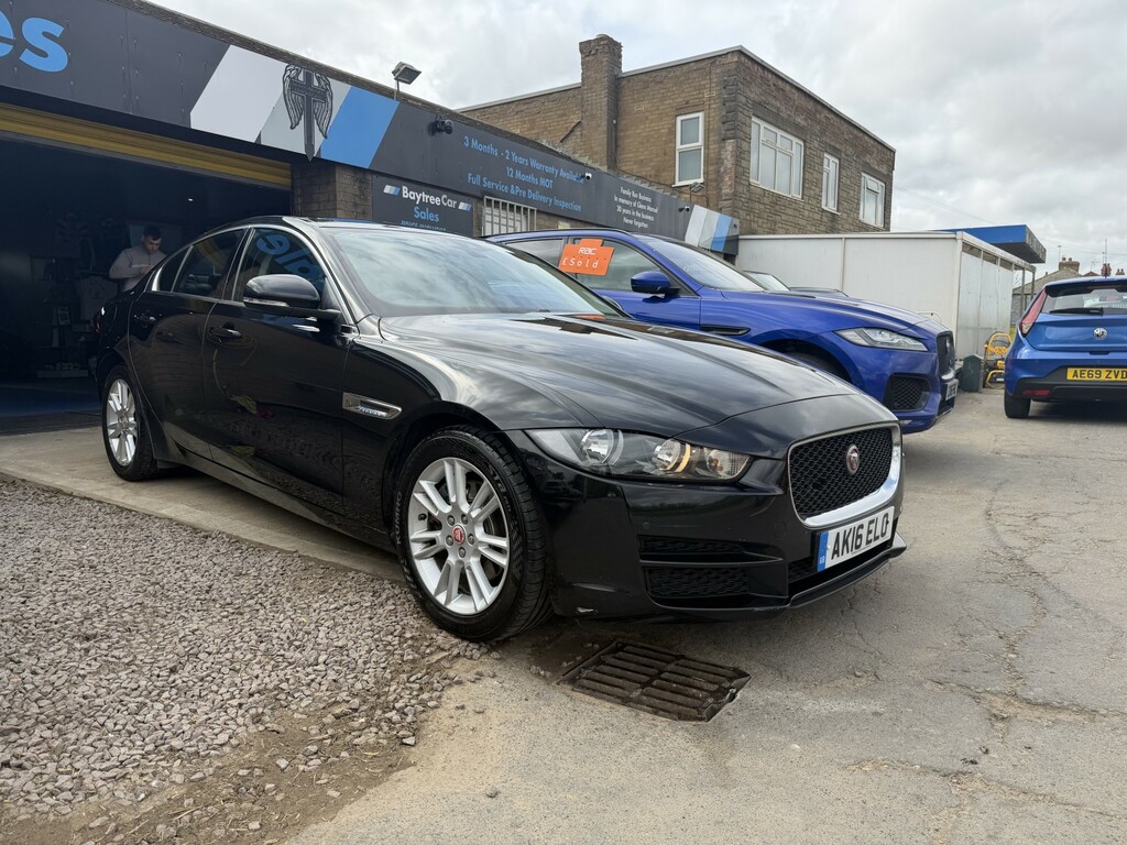 Jaguar XE Saloon 2.0 D Prestige 2016 AK16ELO Black #3