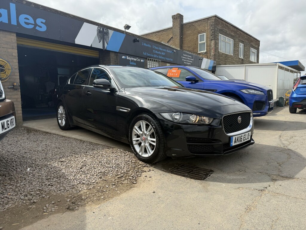 Jaguar XE Saloon 2.0 D Prestige 2016 AK16ELO Black #4