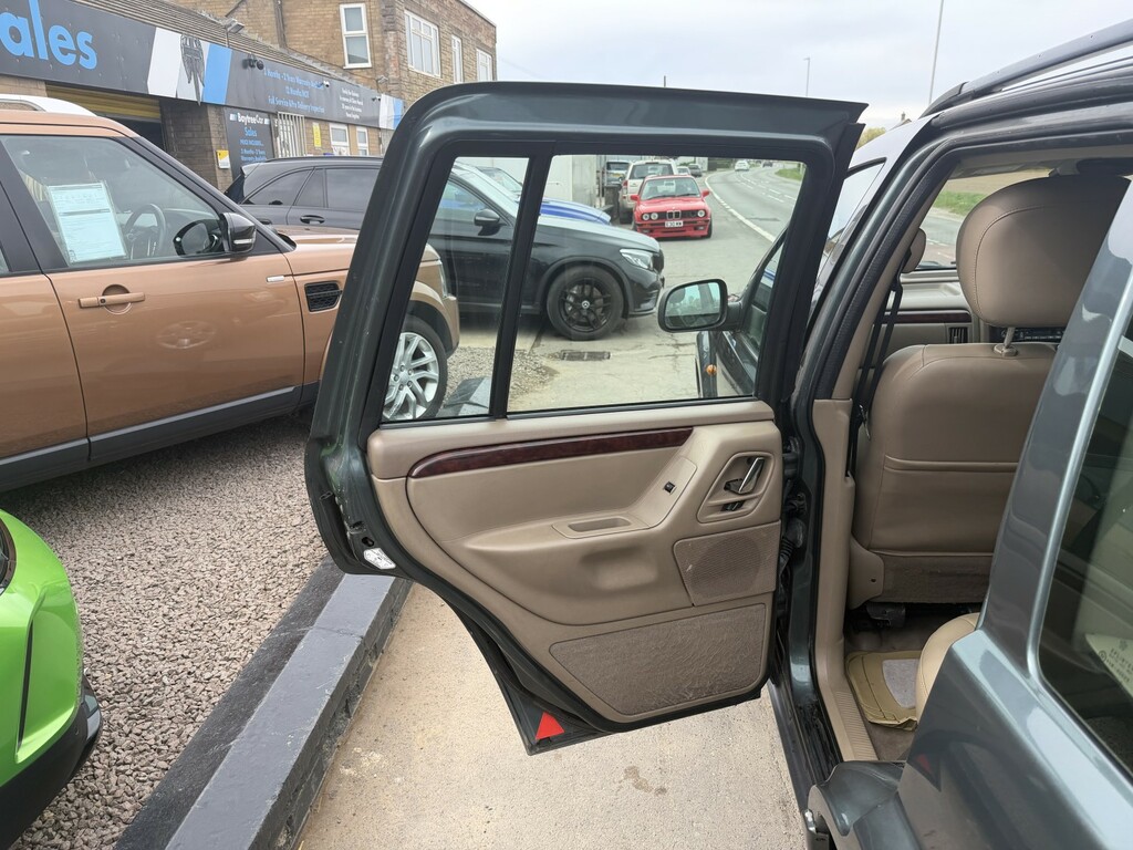 Jeep Grand Cherokee  Silver #5