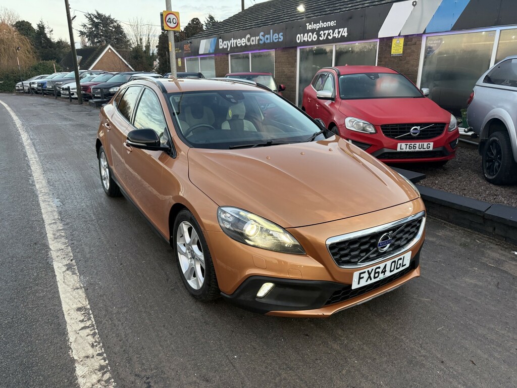 Volvo V40 Cross Country Hatchback 1.6 D2 Lux 2014 Brown