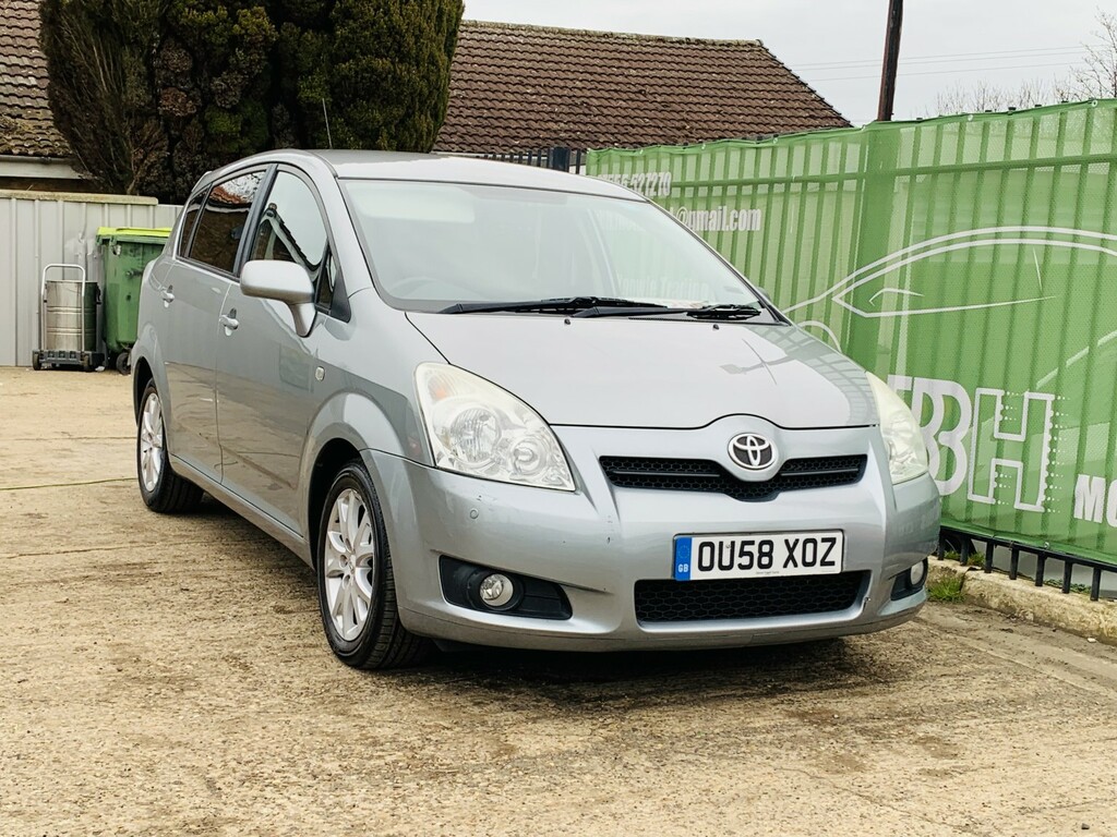 Toyota Corolla Verso 2.2 D-4d Sr 200858 Silver