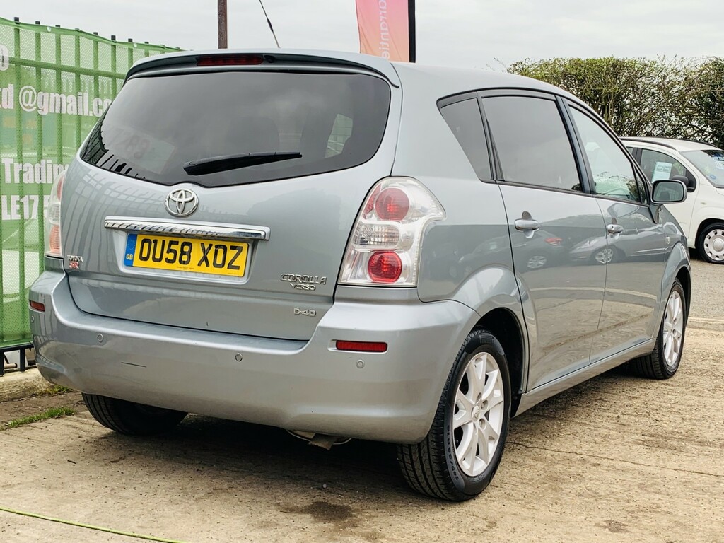 Toyota Corolla Verso 2.2 D-4d Sr 200858 Silver #2