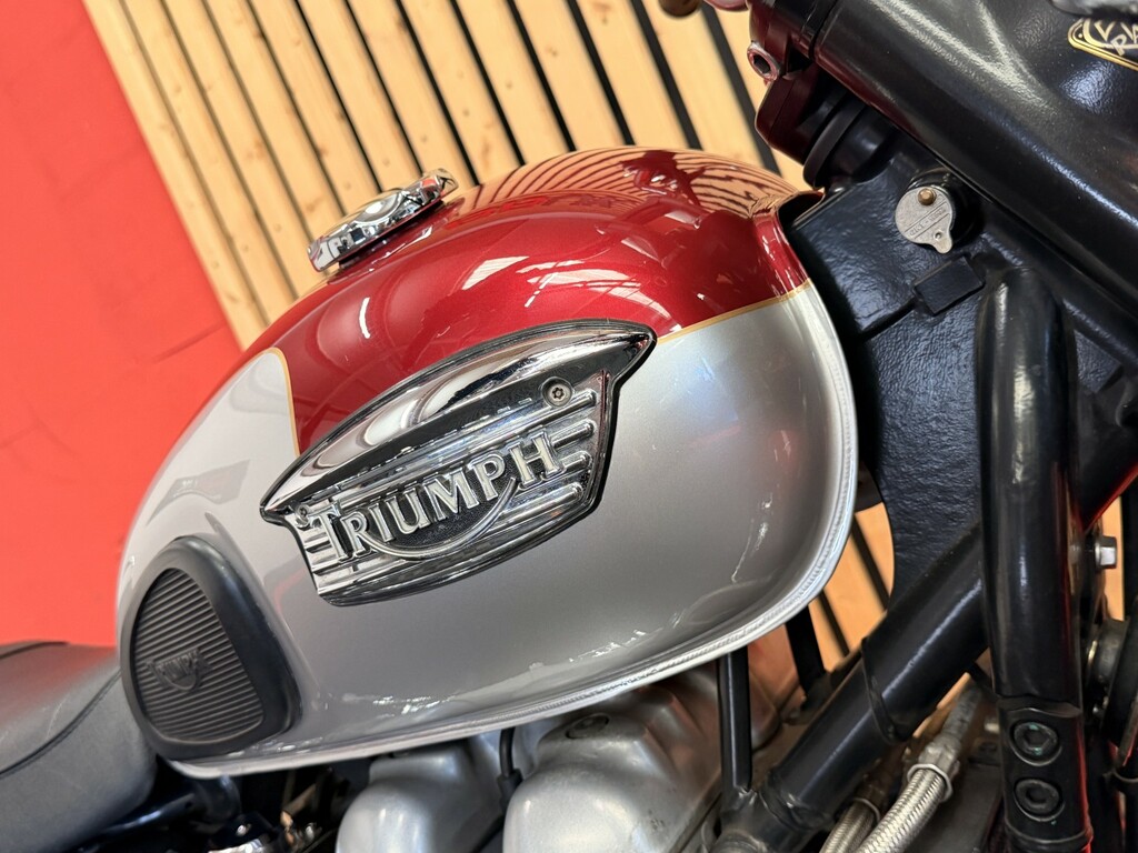 Triumph  900 Gold #7