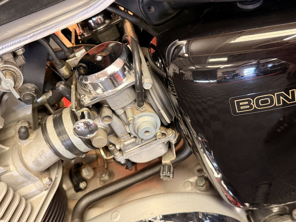 Triumph  900 Gold #15