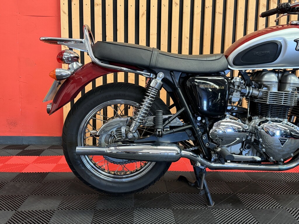 Triumph  900 Gold #4