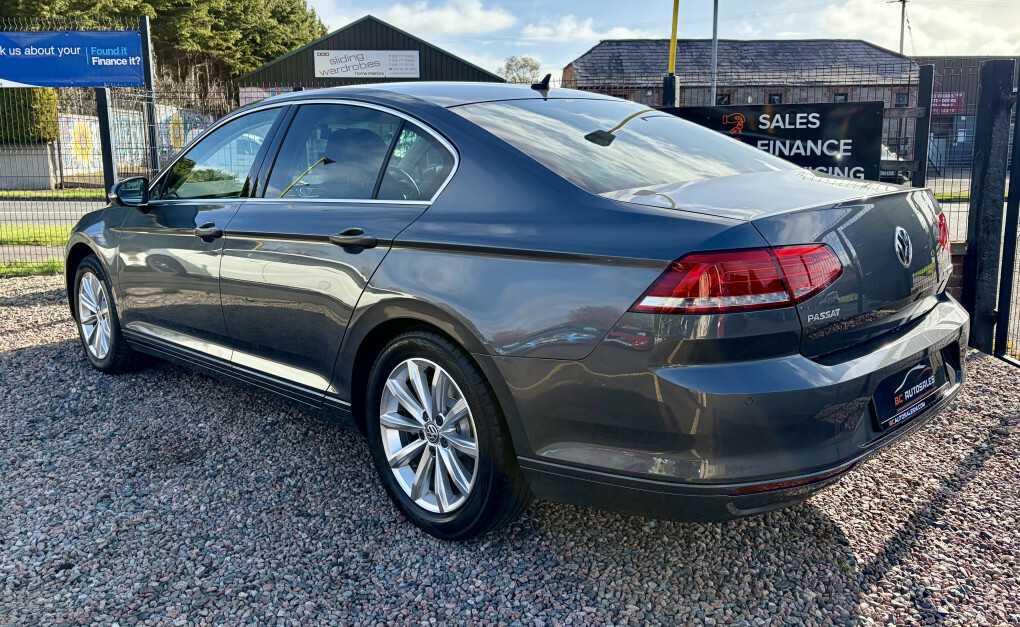 Volkswagen Passat Saloon GL66HUV  #3