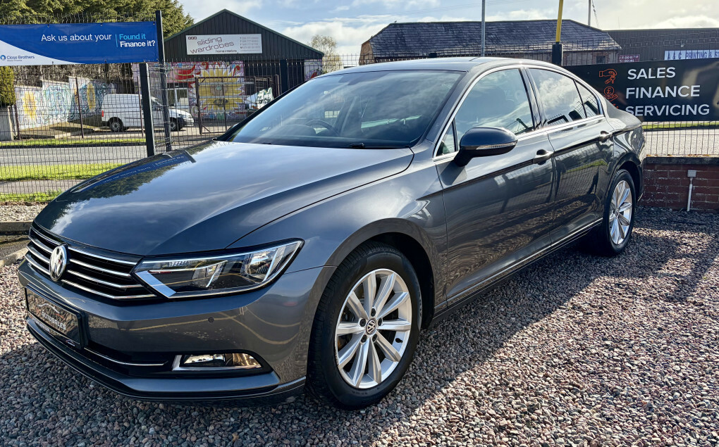 Volkswagen Passat Saloon GL66HUV  #2