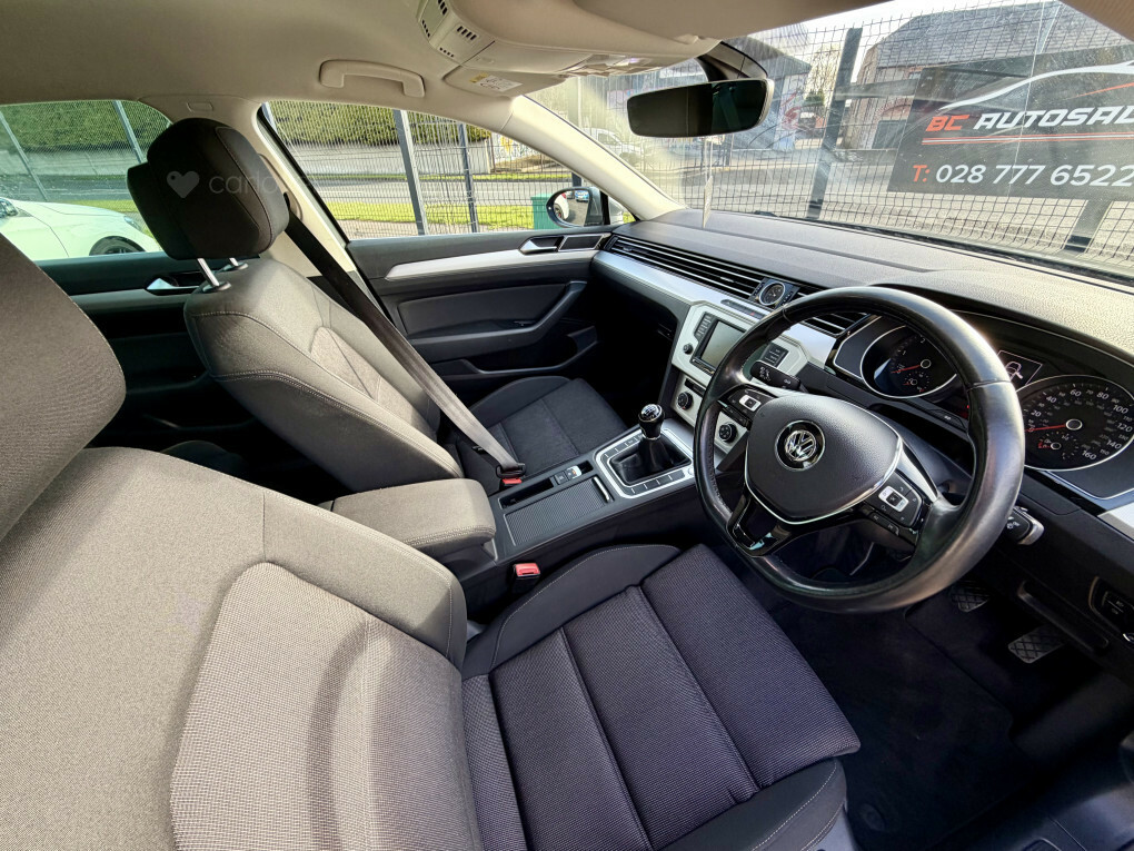 Volkswagen Passat Saloon GL66HUV  #5