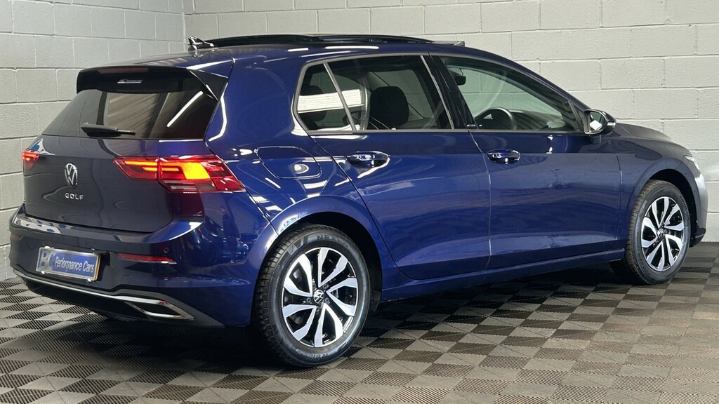 Volkswagen Golf Hatchback 1.5 Tsi Active 202222 CV22VHW Blue #3
