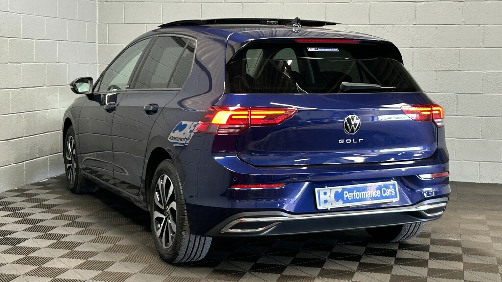 Volkswagen Golf Hatchback 1.5 Tsi Active 202222 CV22VHW Blue #5