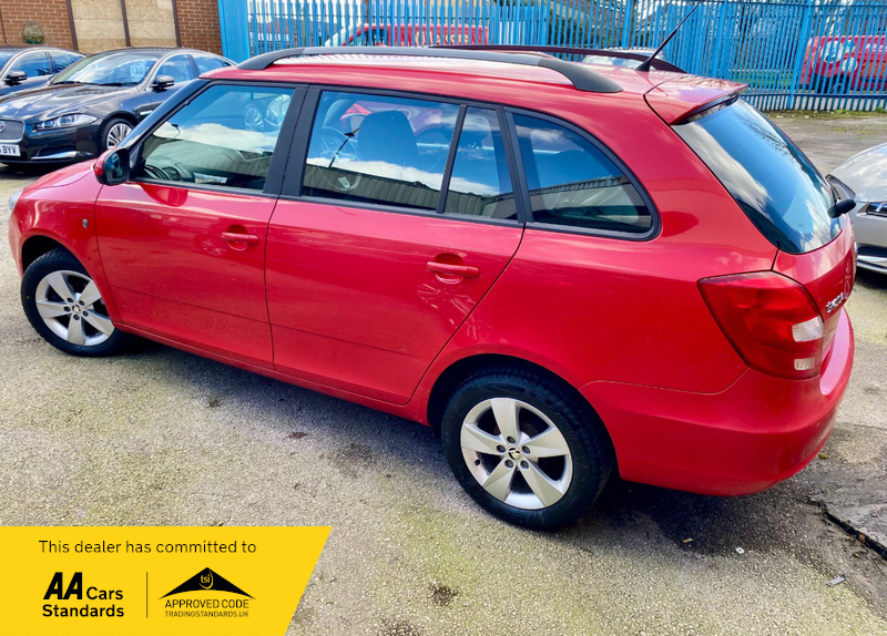 Skoda Fabia 1.6 Tdi Se MX14MXO Red #3
