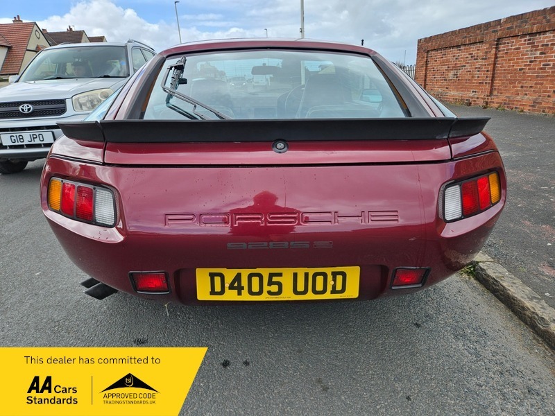 Porsche 928 S2 4.7 86.5 Red #6