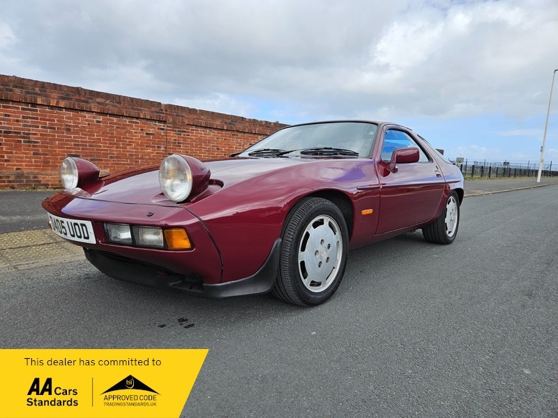Porsche 928 S2 4.7 86.5 Red