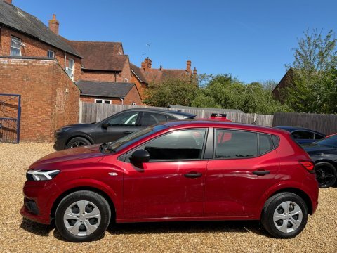 Dacia Sandero 1.0 Tce Essential DY23BZR #3