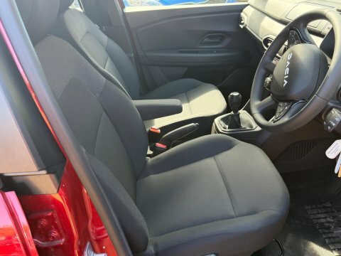 Dacia Sandero 1.0 Tce Essential DY23BZR #6