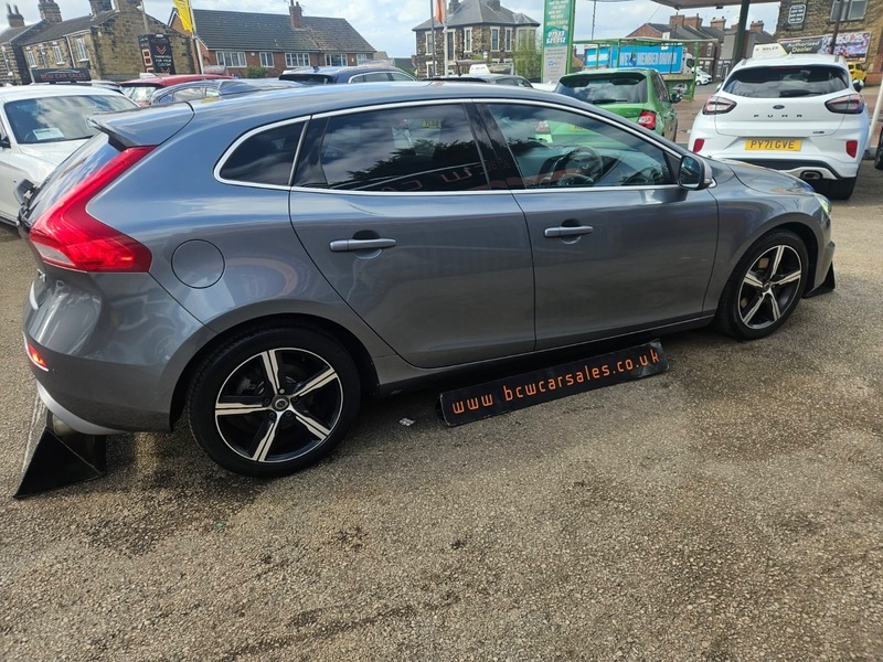 Volvo V40 T3 R-design Nav Plus GL17MKE Grey #4