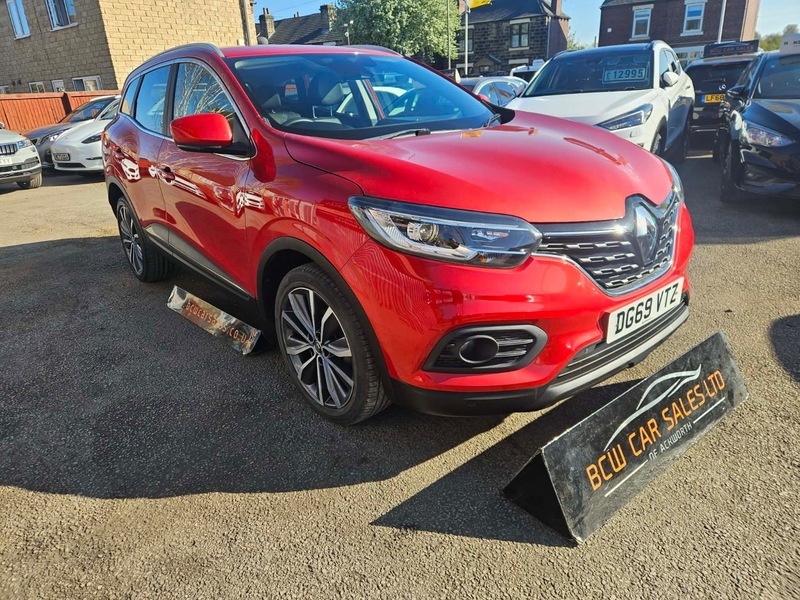 Renault Kadjar Iconic Tce DG69VTZ Red #5