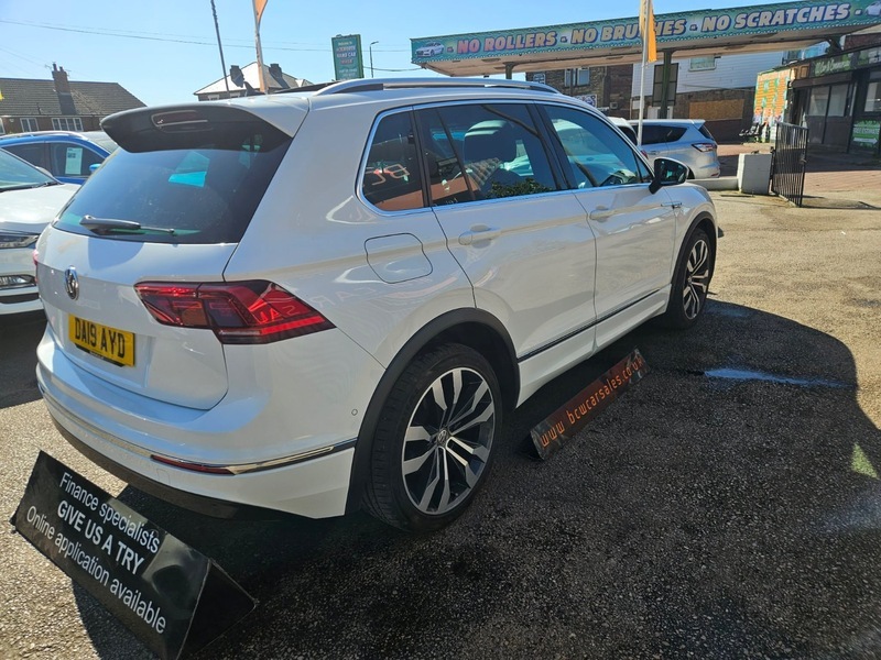 Volkswagen Tiguan R-line Tdi Dsg DA19AYD White #2