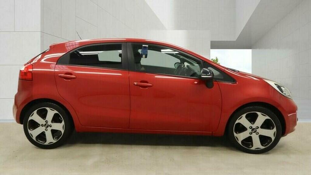 Kia RIO Hatchback 1.4 3 Euro 5 201212 Red #5