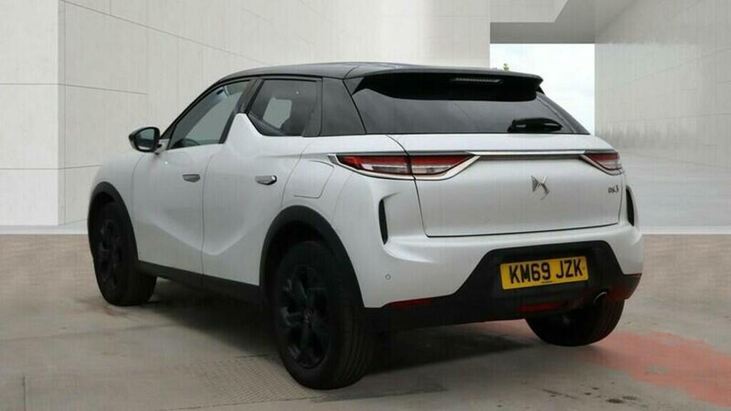 DS DS 3 Crossback Suv 1.5 Bluehdi Prestige Crossback Euro 6 Ss KM69JZK White #3