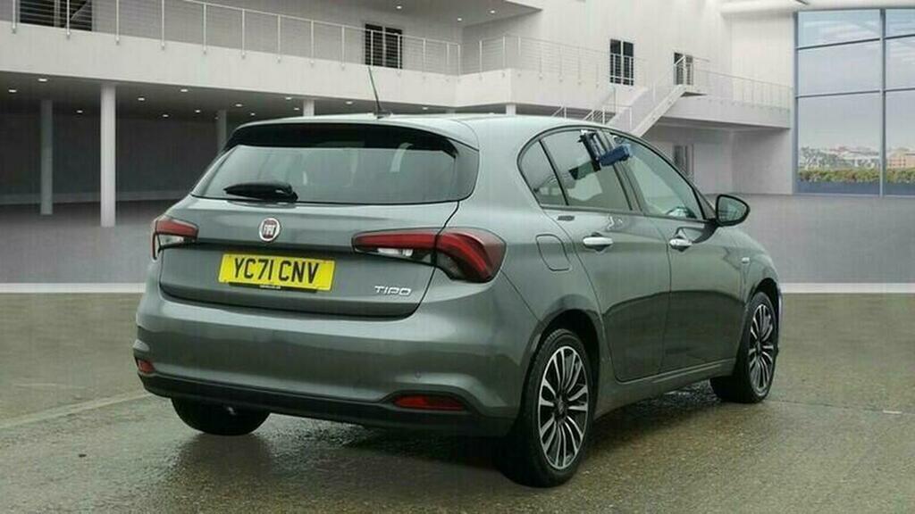Fiat Tipo Hatchback 1.0 Life Euro 6 Ss 202171 YC71CNV Grey #4