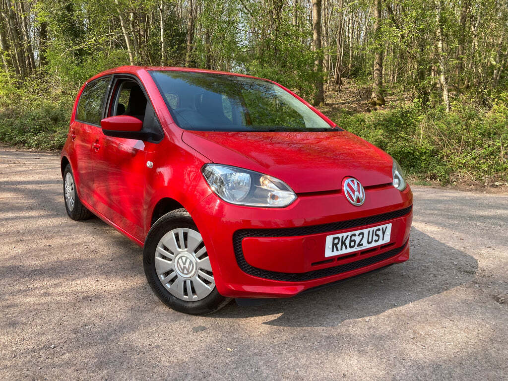 Volkswagen Up Move 1.0 Full Volkswagen Service History. Red