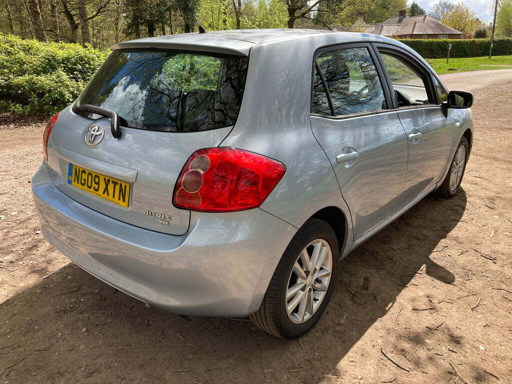 Toyota Auris 1.3 Tr Stop Start Vvti NG09XTN Blue #4