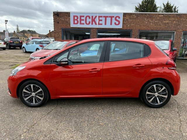 Peugeot 208 Puretech Active Design Menthol LM66NJJ Orange #4