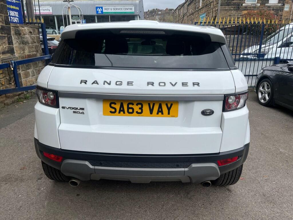 Land Rover Range Rover Evoque Suv 2.2 Sd4 Pure 4Wd Euro 5 Ss 20136 SA63VAY White #4