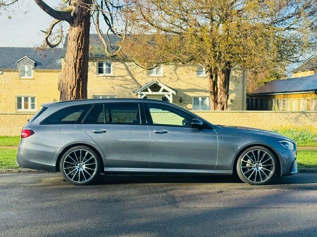 Mercedes-Benz E Class 2.0 E220d Amg Line Night Edition Premium Plus Es YE71KWN Black #4