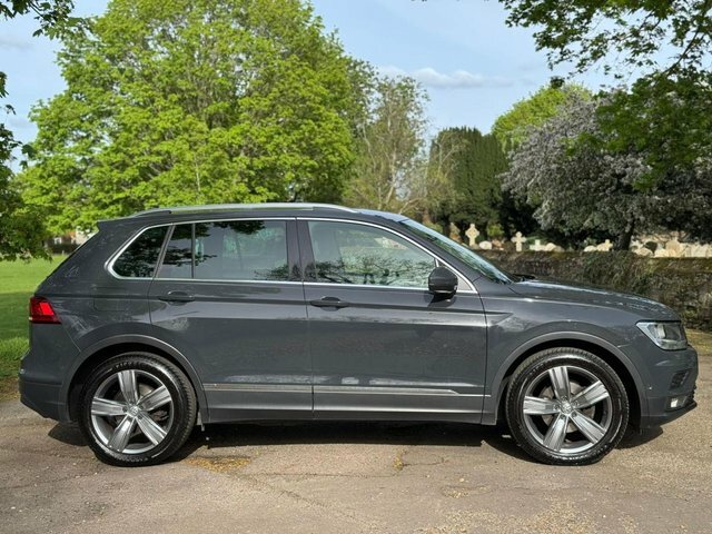 Volkswagen Tiguan 1.5 Tsi Evo Match Suv Dsg Euro 6 S S NA69URJ Grey #4
