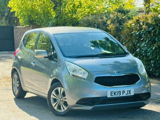 Kia Venga 1.6 2 Mpv Euro 6 123 Bhp EK19PJX Silver #2