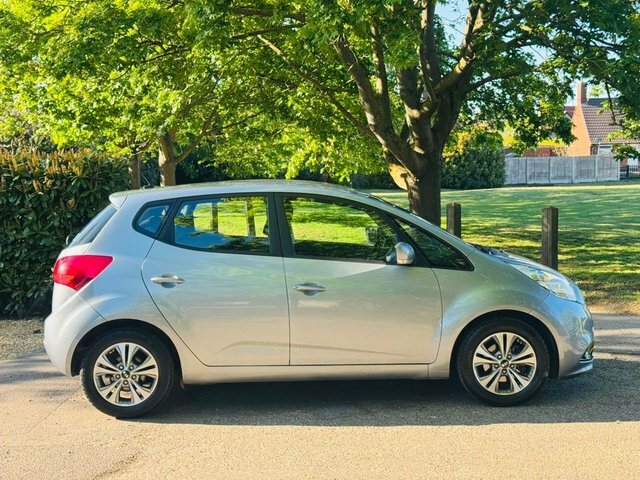 Kia Venga 1.6 2 Mpv Euro 6 123 Bhp EK19PJX Silver #4
