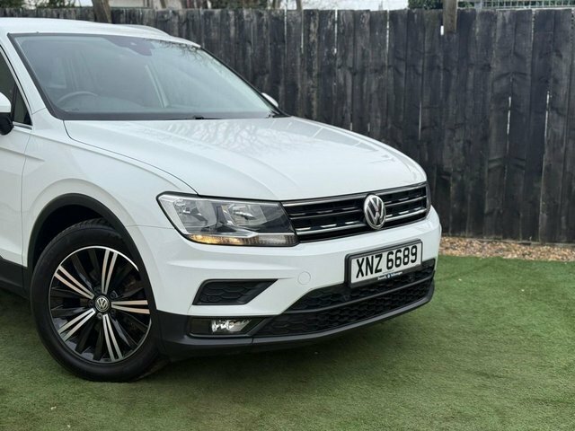 Volkswagen Tiguan 1.4 Tsi Se Navigation Suv Euro 6 XNZ6689 White #5