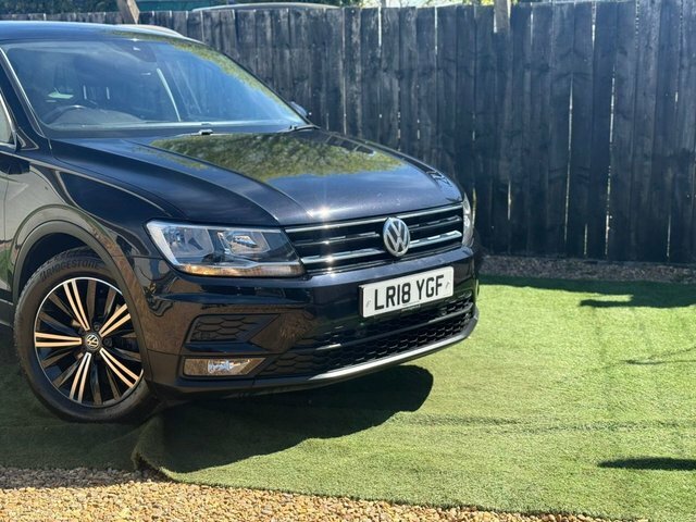 Volkswagen Tiguan 1.4 Tsi Se Navigation Suv Euro 6 LR18YGF Black #5