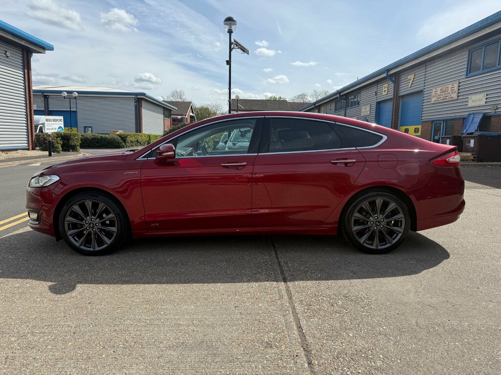 Ford Mondeo 2.0 Tdci Vignale Hatchback Powershift A Red #5