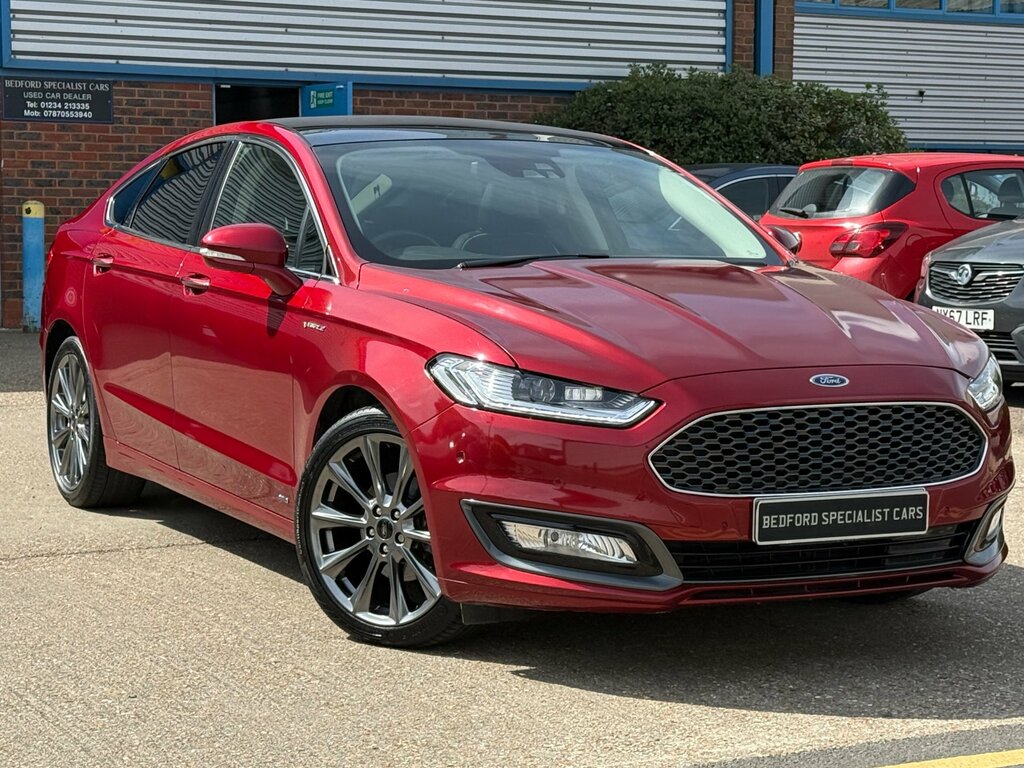 Ford Mondeo 2.0 Tdci Vignale Hatchback Powershift A Red