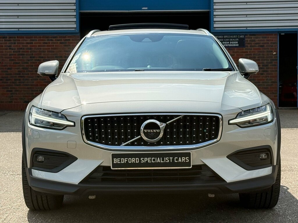 Volvo V60 2.0 D4 Plus Estate Awd Euro 6 Ss Gold #2