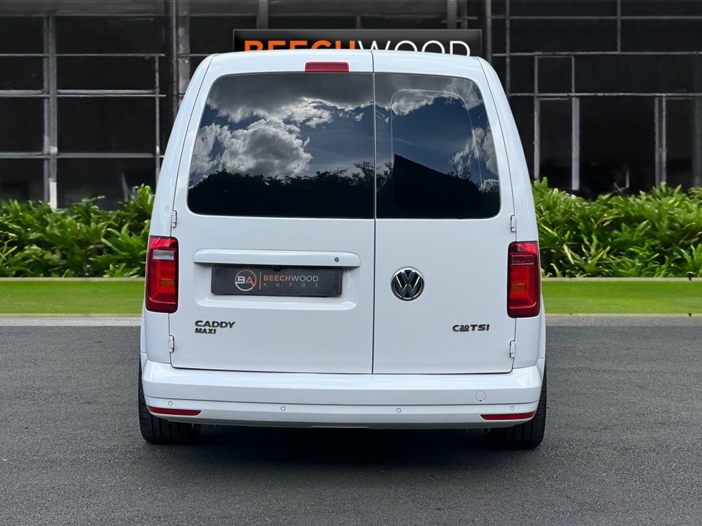 Volkswagen Caddy Maxi 2018 1.0 Tsi C20 Bluemotion Tech Startline Panel V LK18ZWH White #4