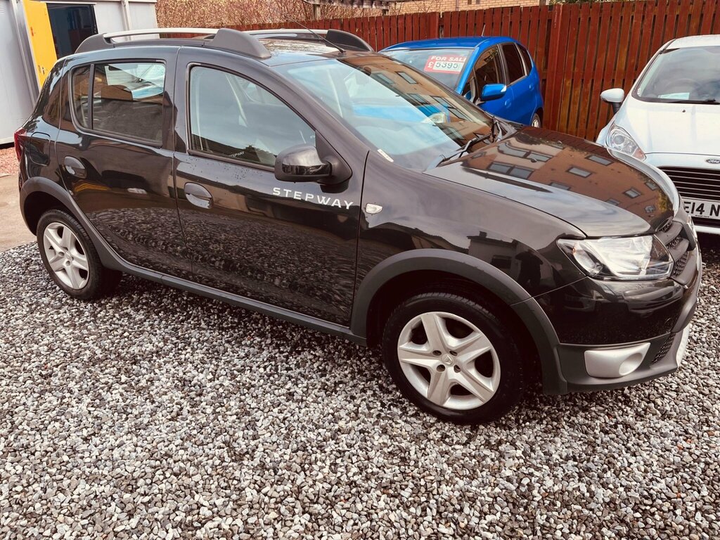 Dacia Sandero Stepway 0.9 Tce Ambiance Euro 6 Ss Black
