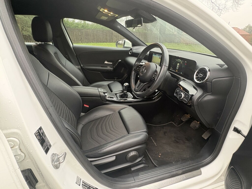 Mercedes-Benz A Class Hatchback 1.3 A180 Se 201919 KC19KYT White #5