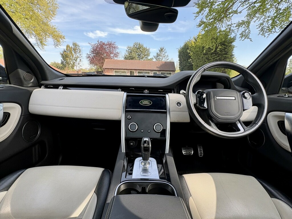 Land Rover Discovery Sport Suv 2.0 P200 Mhev R-dynamic Se 201969 NA69KFE Orange #3