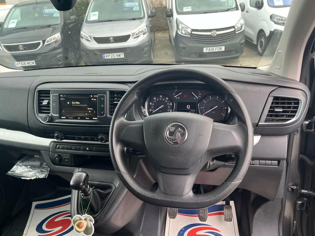 Vauxhall Vivaro Turbo D 2900 Dynamic YB72FHF Grey #2