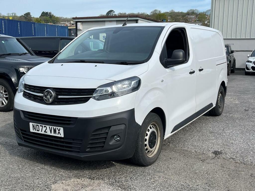 Vauxhall Vivaro Turbo D 2700 Dynamic White