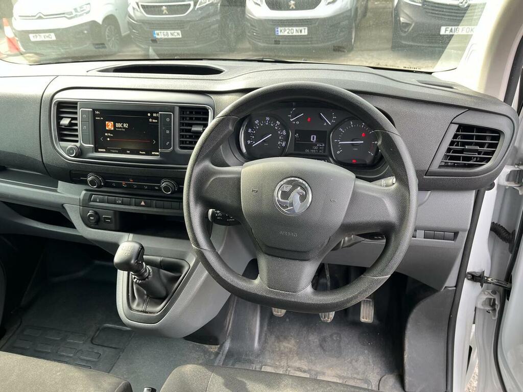 Vauxhall Vivaro Turbo D 2700 Dynamic ND72VWX White #3