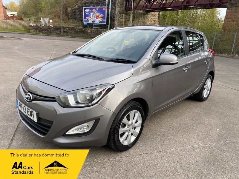 Hyundai I20 1.4 Active Grey #4