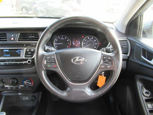 Hyundai I20 1.2 Se Hatchback Euro 6 84 Ps YP17HFZ Blue #6