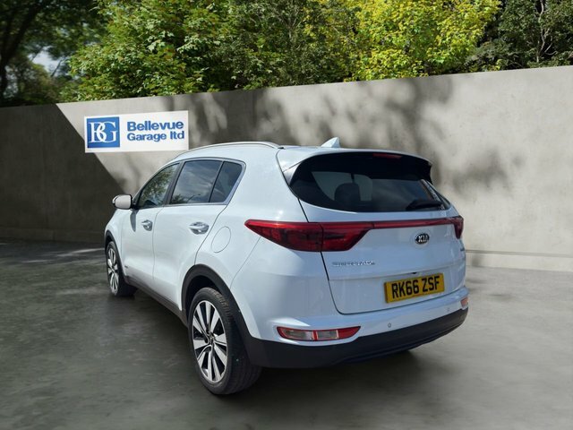 Kia Sportage 2.0 Crdi Kx-3 Suv Awd Euro 6 134 RK66ZSF White #5